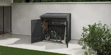 This solar + battery storage shed can charge up your electric tools ...