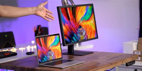 Review: LG UltraFine 4K Display (2019) - two Thunderbolt 3 ports - 9to5Mac