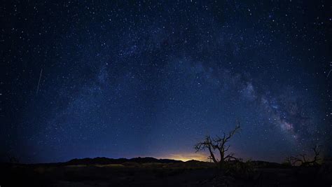 Milky Way Over Death Valley Photograph by David Thompson - Pixels