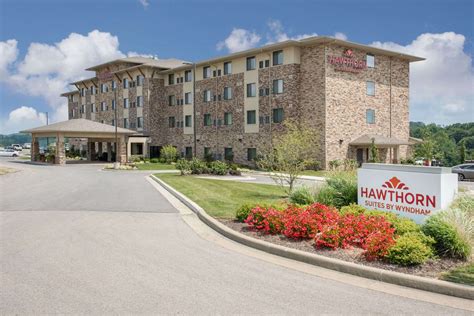 Hawthorn Suites by Wyndham Bridgeport, WV - See Discounts