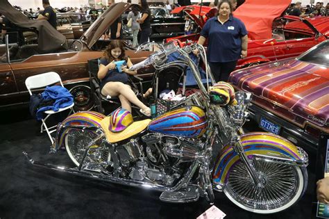 2016 Lowrider Super Show | Custom Bikes | Hot Bike Magazine