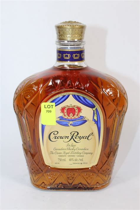 750ML BOTTLE OF CROWN ROYAL DELUXE WHISKY 40% - Kastner Auctions