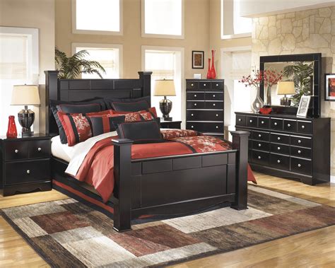 Shay Signature Design 5-Piece Bedroom Set | Dream Furniture Outlet ...