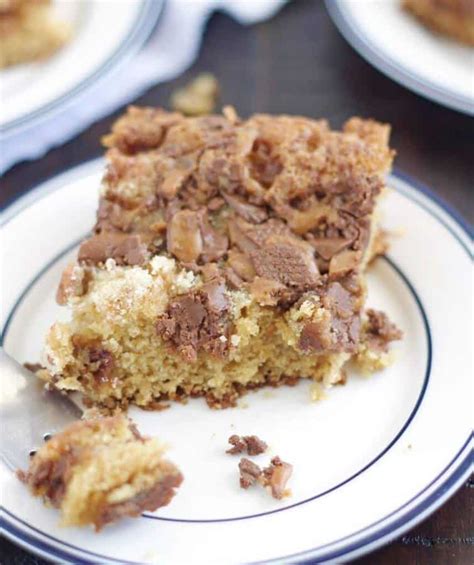 Skor Bar Crunch Cake - The Best Blog Recipes