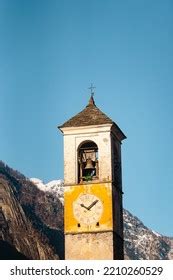 Lavertezzo Near Ponte Dei Salti Verzasca Stock Photo 2210260529 | Shutterstock