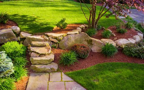 Landscaping Ideas Using Rocks: How To Landscape With Stones