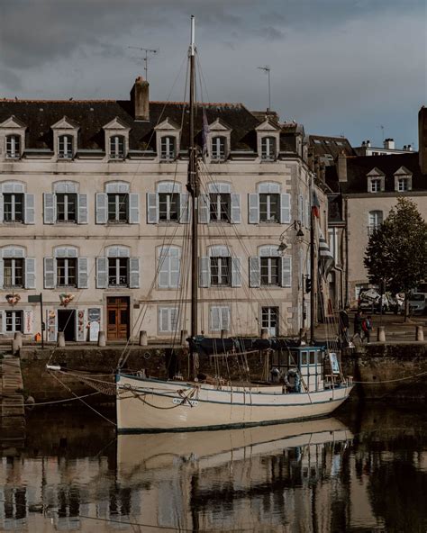 How To Spend A Day (Or More) in Vannes — ALONG DUSTY ROADS