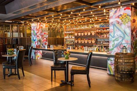 Tips to Designing a Commercial Bar | Guest Updates