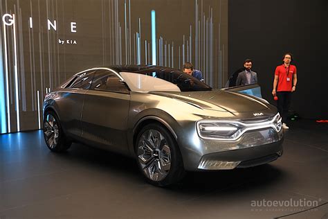 2022 Kia CV Prototype Spied With Imagine Concept Styling Influences - autoevolution