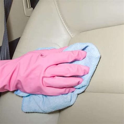 Can I Use Clorox Wipes on Leather? Smart Cleaning Tips Revealed