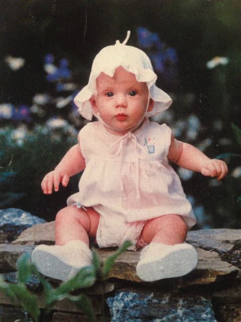 baby taylor was the cutest omg | Young taylor swift, Taylor swift childhood, Taylor swift pictures