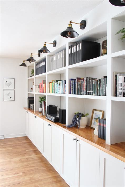 Our Built In Bookshelves | Melissa Lynch