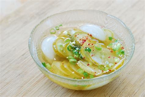 Oiji (Korean Pickled Cucumbers) - Korean Bapsang