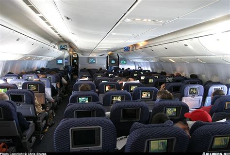 New Boeing 777-200 Interior Photos