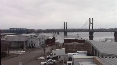 Quincy IL Riverfront Live Stream (Beta) - YouTube