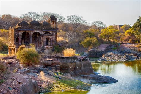 Ruins in Ranthambore Fort - Old fort pond at the Ranthambore National Park in Rajasthan, India ...