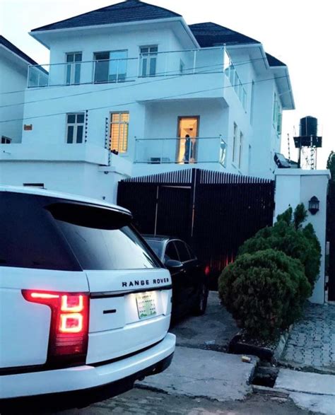 Welcome to Icechuks Blog : Davido Shows Of His Massive Bedroom In His ...