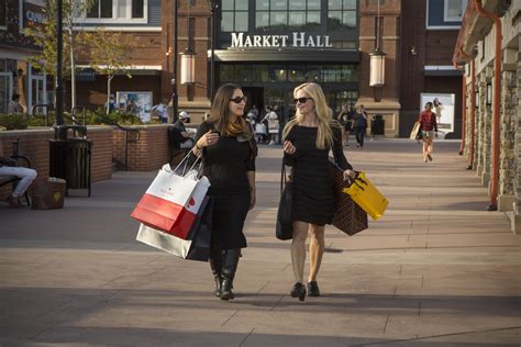 Woodbury Common Premium Outlets | Central Valley, NY 10917