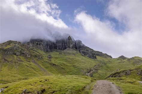 Guide To Visiting The Old Man Of Storr Trail - Walk & Map