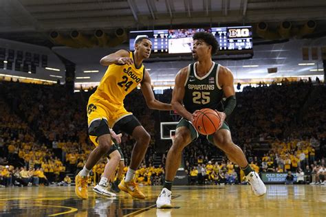 Michigan State’s rebounding issues growing after Iowa’s 29 second-chance points - mlive.com