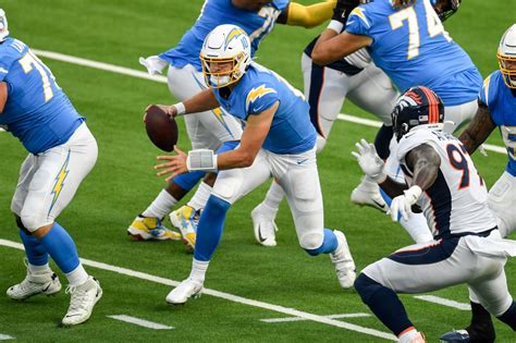 PHOTOS: Los Angeles Chargers 19, Denver Broncos 16, Dec. 27, 2020 – The Denver Post