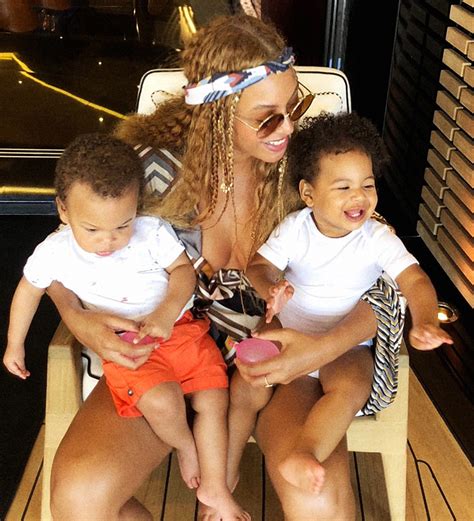 Beyonce Shares Rare Photo With Twins Rumi and Sir