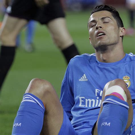 Cristiano Ronaldo Injury: Updates on Real Madrid Forward's Knee and ...