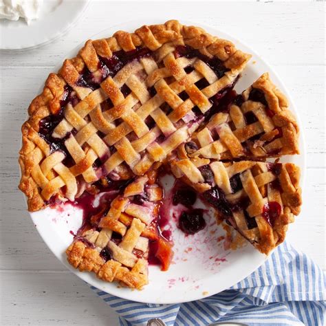 Blueberry Pie Recipe: How to Make It