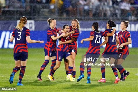 Tobin Heath Photos and Premium High Res Pictures - Getty Images