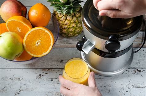 Tips on Cleaning a Juicer Screen | Hunker