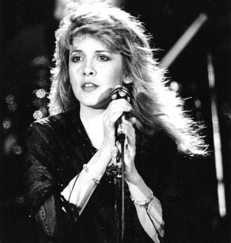 VIDEOS: Stevie Live @ 1983 US Festival - STEVIE NICKS INFO