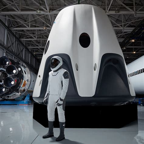 SpaceX Crew Dragon: What it's like inside Musk's spaceship for NASA ...