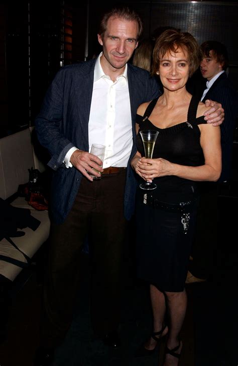 Inside Ralph Fiennes' Love Life — He Left His Wife for a 17-Year-Older Actress