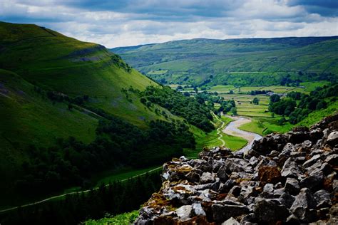 Yorkshire Dales National Park Travel Guide - Parks & Trips