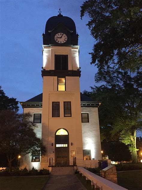 Old Fayette County Courthouse Photograph by Paul Chandler | Fine Art America