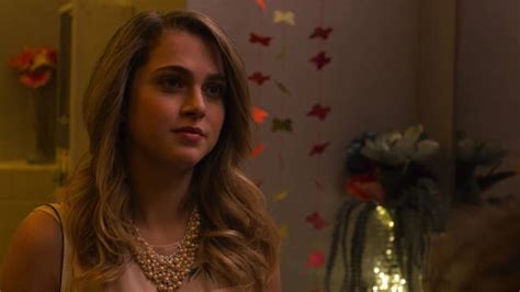 11 Unanswered Questions From '13 Reasons Why' That Prove There Will Be A Third Season - PopBuzz