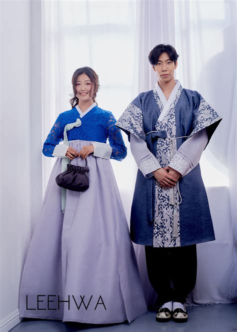 Couple Hanbok Photoshoot | Traditional gowns, Hanbok wedding, Korean traditional dress