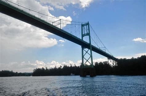 Photos from a Thousand Islands boat tour: Millionaire homes, Boldt ...