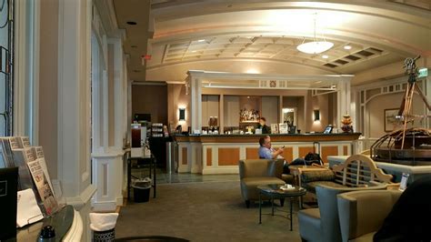 Delta Sky Club - MCO - 77 Photos & 63 Reviews - Airport Lounges - 1 ...