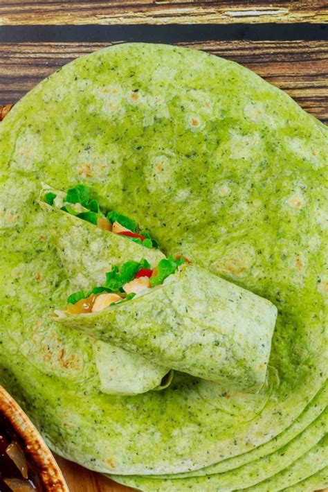 Healthy Spinach Wrap (Spinach Tortilla) - IzzyCooking