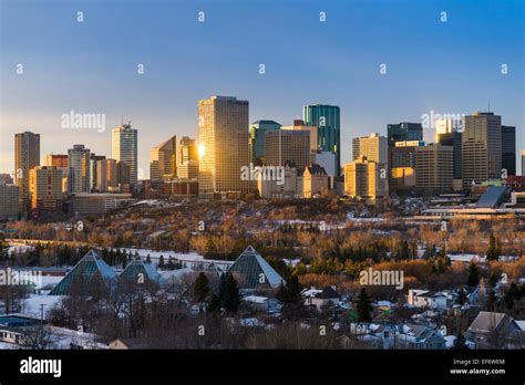 The Edmonton skyline in winter, Edmonton, Alberta, Canada Stock Photo ...