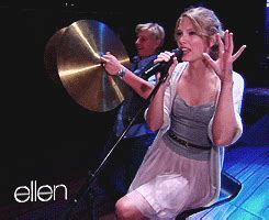 Taylor Swift Ellen Scares GIF - Find & Share on GIPHY