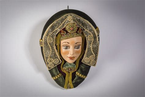 Cleopatra Handmade mask Handcrafted by ceramic worldwide shipping