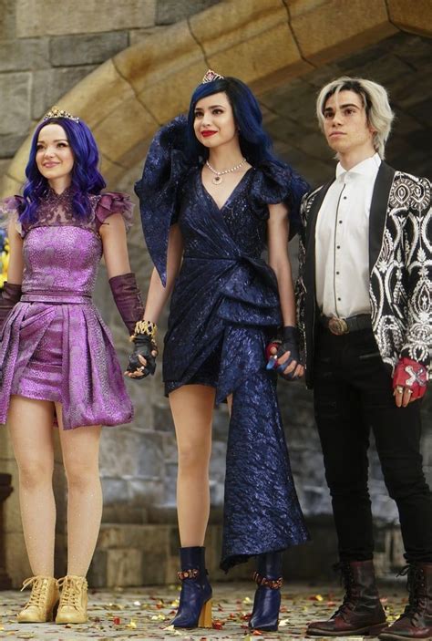 Exclusive: The Cast of Descendants 3 Break Down That "Powerful" Final ...