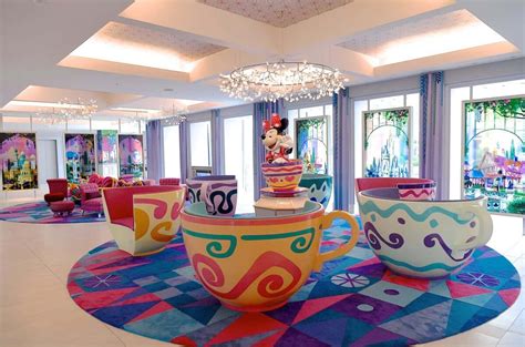 PHOTOS: A first look inside the new Disney Celebration Hotel at Tokyo ...