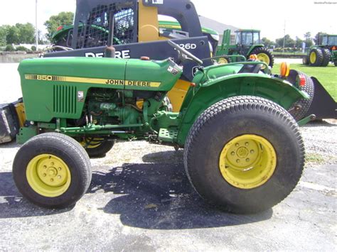 1979 John Deere 850 Tractors - Utility (40-100hp) - John Deere MachineFinder