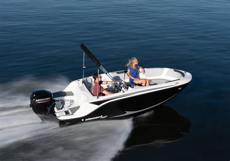 2022 Bayliner Element M15 - Power Boating Magazine