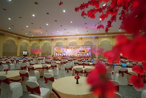 Photos of GADIRAJU PALACE CONVENTION CENTRE & HOTEL - Hotel in ...