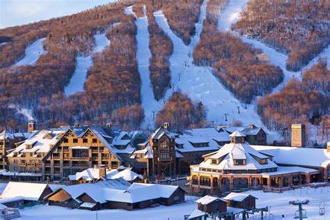 KDHamptons Travel Diary: Esther Altomare Hits the Slopes of Stowe ...