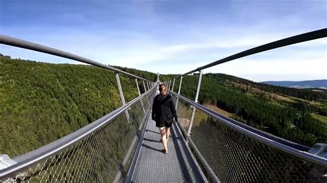 Sky Bridge 721 - Czechy, Dolni Morava - YouTube